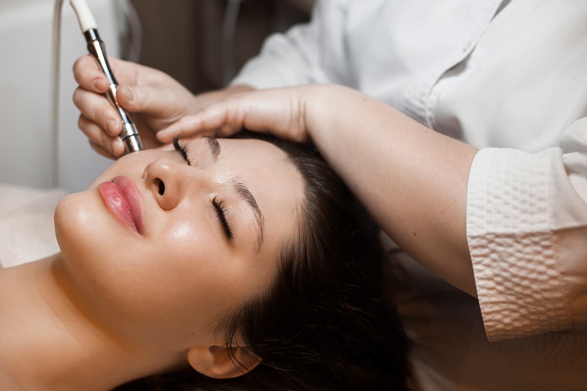 Microneedling risks & benefits