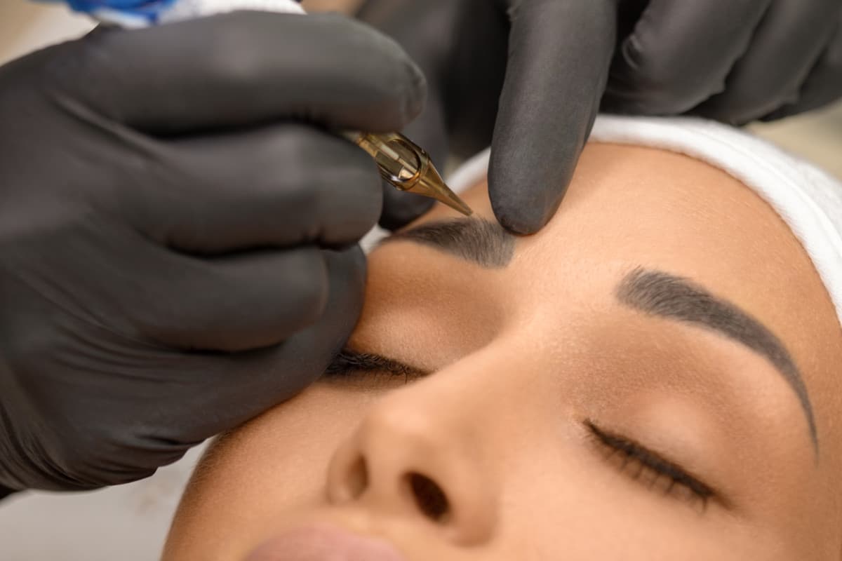 What is a microblading?