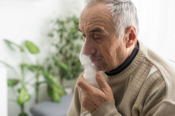 How is chronic bronchitis treated?