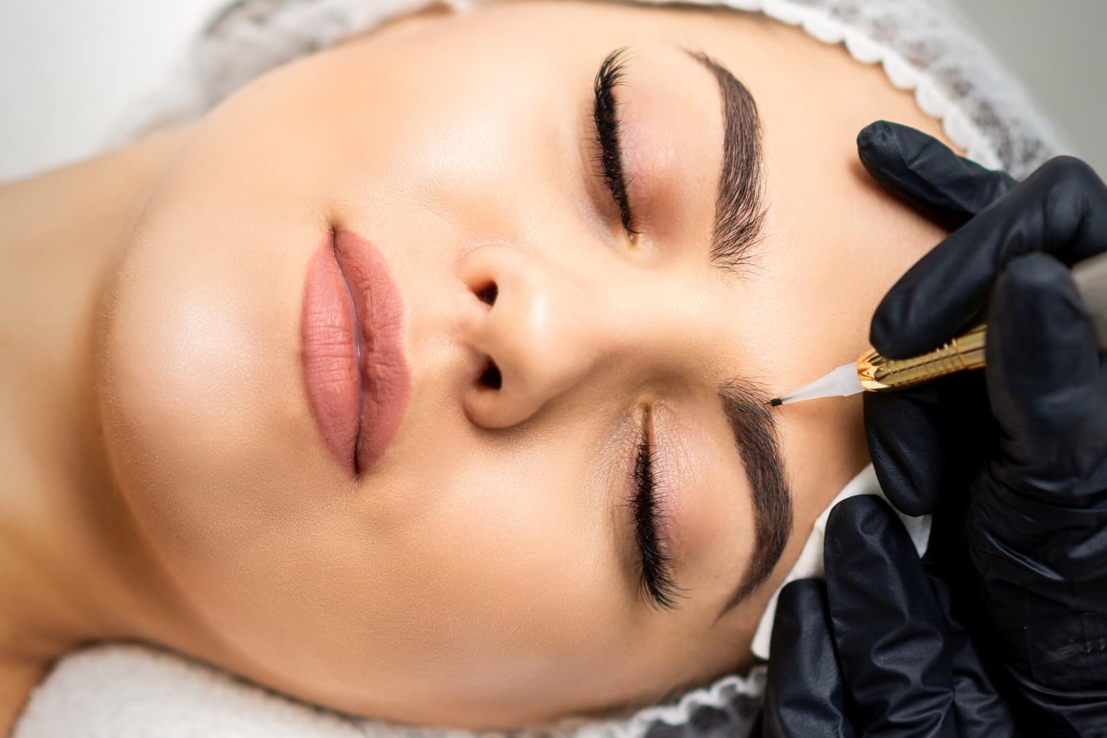 How long does Microblading last?